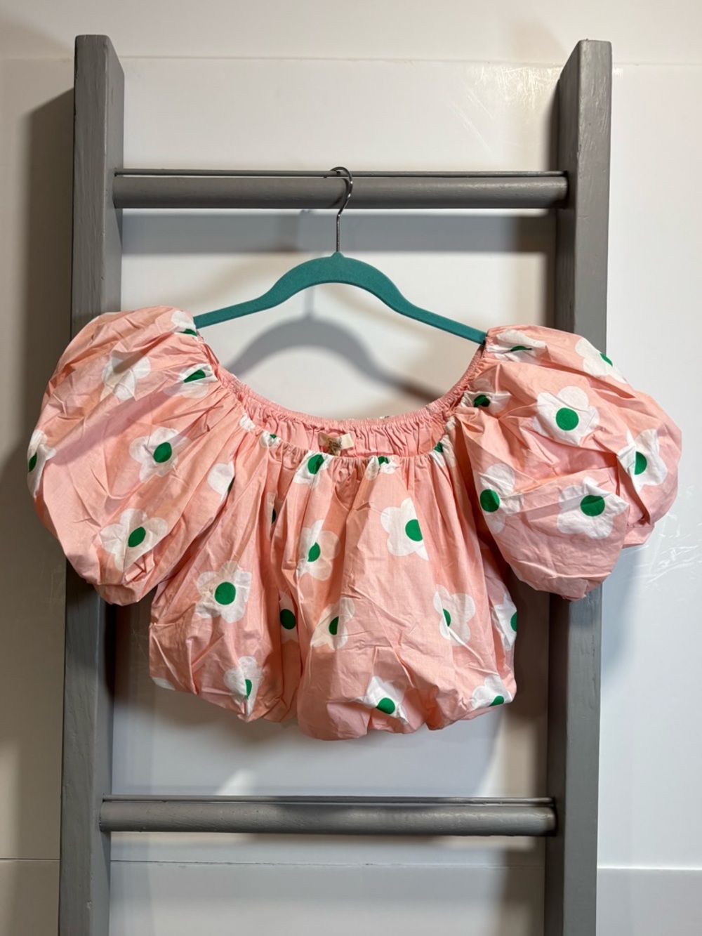 Easel NWT Sm Puff-Sleeve Crop Top, floral, summer, milkmaid, coquette, concert